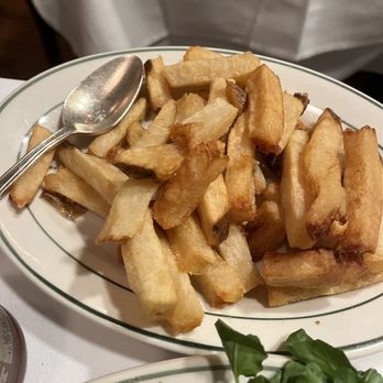 Bryant & Cooper Steak House - Steakhouses Near Me - Roslyn, New York