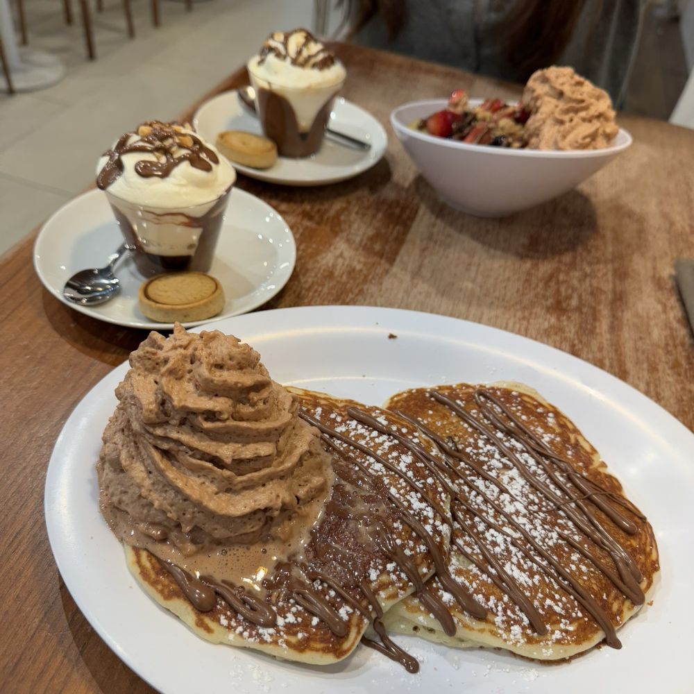 Nutella Cafe - Desserts Near Me - Chicago, Illinois Nutella Cafe - Desserts Near Me - Chicago, Illinois