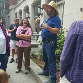Seattle Free Walking Tours - Joe, Seattle 101, at the site of the fire. - Walking Tours Near Me - Seattle, Washington Seattle Free Walking Tours - Joe, Seattle 101, at the site of the fire. - Walking Tours Near Me - Seattle, Washington