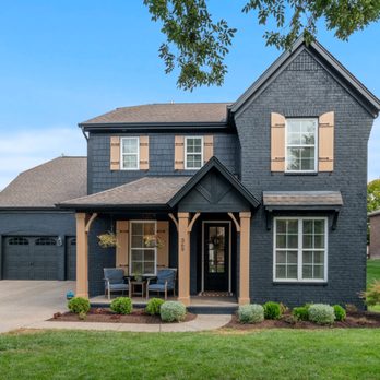 Sarah Oglesby - Nash Ninja - Real Estate Agents Near Me - Franklin, Tennessee Sarah Oglesby - Nash Ninja - Real Estate Agents Near Me - Franklin, Tennessee