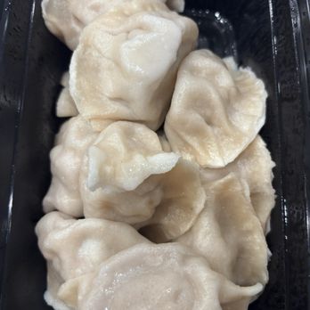 Hometown Dumpling - I forgot if these were steamed or boiled dumplings. But they were delicious! - Juice Bars & Smoothies Near Me - Folsom, California