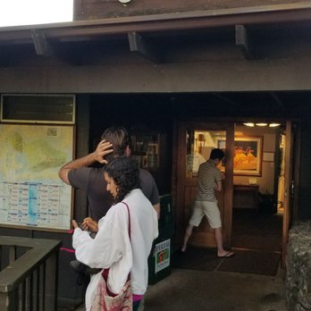 Kula Lodge & Restaurant - Front entrance - Breakfast & Brunch Near Me - Kula, Hawaii Kula Lodge & Restaurant - Front entrance - Breakfast & Brunch Near Me - Kula, Hawaii