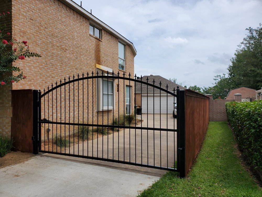 CRAHL RENOVATIONS 13 Photos 2705 Carterton Way, Flower Mound, Texas