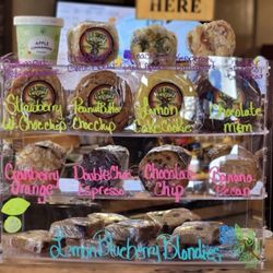 Elk Snout - Has the best baked goods! Yum yum!