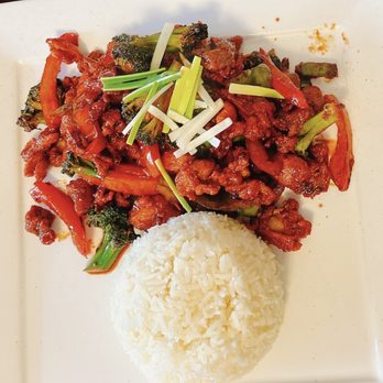 Pho Hut - General Tao chicken - Vietnamese Near Me - Gananoque, Ontario Pho Hut - General Tao chicken - Vietnamese Near Me - Gananoque, Ontario