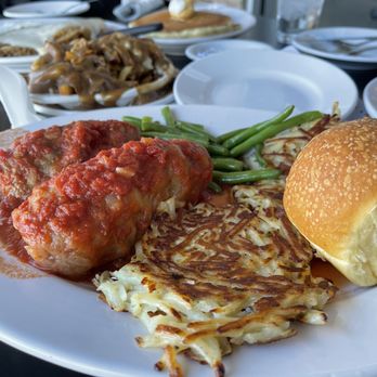Maple Leaf Diner - Cabbage Rolls and Pierogies - American Near Me - Dallas, Texas Maple Leaf Diner - Cabbage Rolls and Pierogies - American Near Me - Dallas, Texas