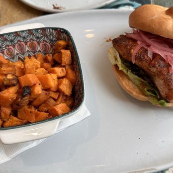 Café Alma - Salmon sandwich with roasted sweet potatoes - Breakfast & Brunch Near Me - Cincinnati, Ohio Café Alma - Salmon sandwich with roasted sweet potatoes - Breakfast & Brunch Near Me - Cincinnati, Ohio