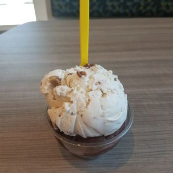 Doozies - Banana nut on top of sinful chocolate - Burgers Near Me - Council Bluffs, Iowa Doozies - Banana nut on top of sinful chocolate - Burgers Near Me - Council Bluffs, Iowa