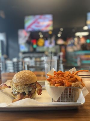 BRGR STOP COCONUT CREEK by null