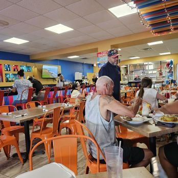 El Kiosko 38 - El Kiosko 38 restaurant environment - Puerto Rican Near Me - Davenport, Florida El Kiosko 38 - El Kiosko 38 restaurant environment - Puerto Rican Near Me - Davenport, Florida