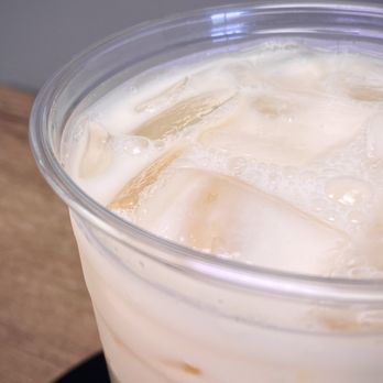 Comika Boba House - Honey Milk Tea (Close Up) - Bubble Tea Near Me - El Monte, California
