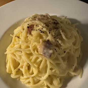 Luardi - Spaghetti Carbonara - Italian Near Me - Berlin, BE