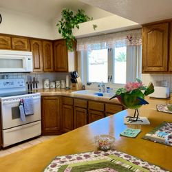 Lili’s Cleaning Services - Kitchens ready to receive guests