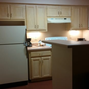 Habitat Suites - Plates, pans, utensils, microwave and sink available. - Hotels Near Me - Austin, Texas