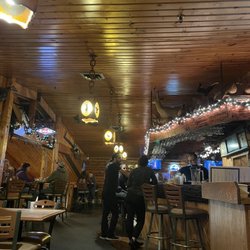 Forest Lake Restaurant - Love this bar