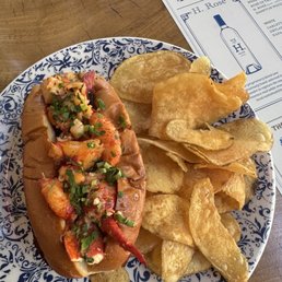 LOBSTER ROLL LOBSTER ROLL