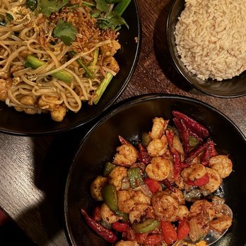 P.F. Chang's - Pad Thai and Firecracker Shrimp Bowl - Asian Fusion Near Me - Lombard, Illinois P.F. Chang's - Pad Thai and Firecracker Shrimp Bowl - Asian Fusion Near Me - Lombard, Illinois