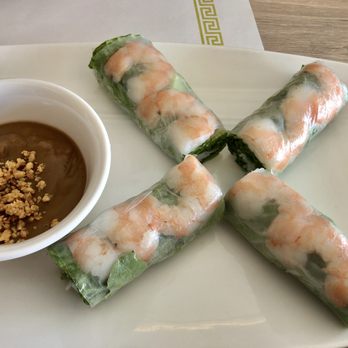GOGO Pho - DELICIOUS shrimp spring roll stuffed with fresh Mint! Not just generic lettuce, this was out of this world good! - Vietnamese Near Me - Santa Clara, California