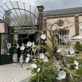 Champagne Perrier-Jouet - Wineries Near Me - Epernay, 51
