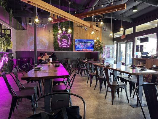 Steamy Piggy Point Loma by null