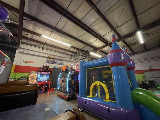 Aim High Indoor Bounce Of Mesquite