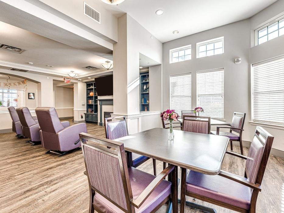 IRIS MEMORY CARE OF NW OKC Updated August 2024 30 Photos 12000 N MacArthur Blvd, Oklahoma