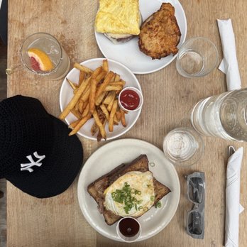 Sisters - Savory French Toast Egg Sandwich Fries - Music Venues Near Me - Brooklyn, New York