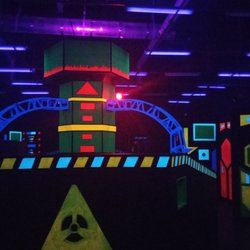 Lane-Glo Lanes North - Laser Tag