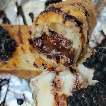 Araujo's Plant Powered - Ice Cream Banana Chimichanga - Food Trucks Near Me - Las Vegas, Nevada Araujo's Plant Powered - Ice Cream Banana Chimichanga - Food Trucks Near Me - Las Vegas, Nevada