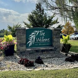 The Willows at Hamburg - Front sign.