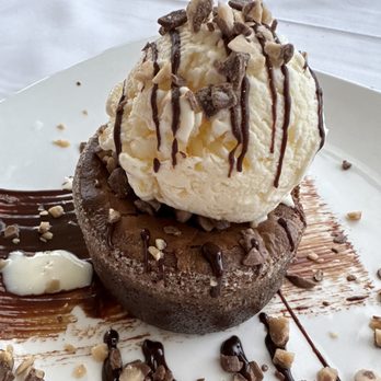 Chart House - Chocolate lava cake - Seafood Near Me - San Antonio, Texas