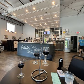Sable Creek Winery - Wine Tasting Room Near Me - Romeoville, Illinois Sable Creek Winery - Wine Tasting Room Near Me - Romeoville, Illinois