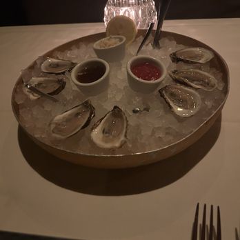 J Carver’s - Daily Oyster Selection - Steakhouses Near Me - Austin, Texas