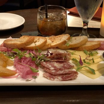 3 Restaurant - American Near Me - Franklin, Massachusetts