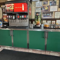 D'caesaro Pizza & Italian Restaurant - Fountain drinks