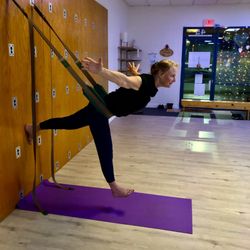 SoulBody Yoga & Wellness - Wall Yoga, Flying Warrior !