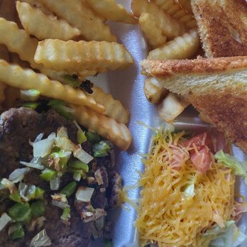 Old Dryden Grocery - Hamburger steak with grilled onions and peppers, tossed salad, ff, Texas toast - Grocery Near Me - Dryden, Virginia