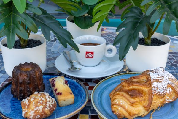 Café Saint-Germain by null