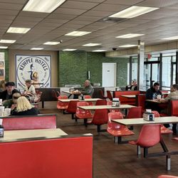 Kewpee Hamburgers - Interior with history