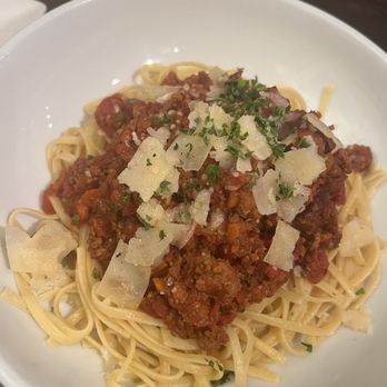 Sogno Di Vino - Linguini Bolognese - Pizza Near Me - Poulsbo, Washington Sogno Di Vino - Linguini Bolognese - Pizza Near Me - Poulsbo, Washington