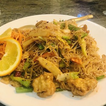 Nicky's Thai Kitchen - Phad See Eaw - Thai Near Me - Pittsburgh, Pennsylvania Nicky's Thai Kitchen - Phad See Eaw - Thai Near Me - Pittsburgh, Pennsylvania
