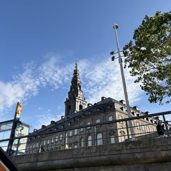 Nyhavn - Boat tour - Landmarks & Historical Buildings Near Me