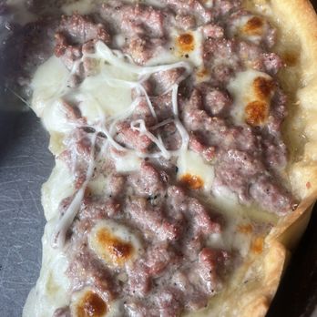 Lou Malnati's Pizzeria - Medium Deep Dish Sausage - No Tomato Sauce - Pizza Near Me - Schaumburg, Illinois Lou Malnati's Pizzeria - Medium Deep Dish Sausage - No Tomato Sauce - Pizza Near Me - Schaumburg, Illinois
