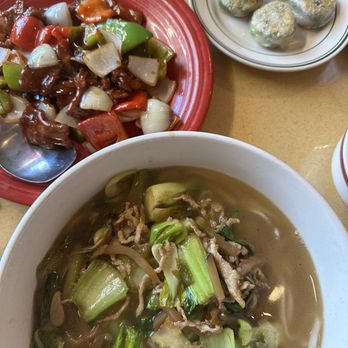 Hot Wok Cafe - Chinese Near Me - Princeton Junction, New Jersey