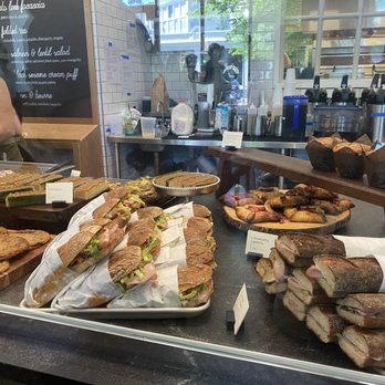 Verveine Cafe - Cafes Near Me - Cambridge, Massachusetts