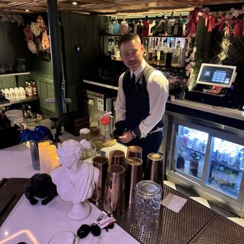 36 Below - Rob on deck making cocktail magic. - Speakeasies Near Me - Phoenix, Arizona 36 Below - Rob on deck making cocktail magic. - Speakeasies Near Me - Phoenix, Arizona