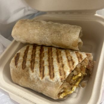 Le Café - New American Near Me - Costa Mesa, California