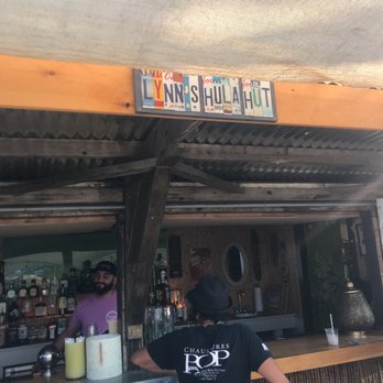 Lynn's Hula Hut - This is where it's at! - Cocktail Bars Near Me - Montauk, New York