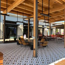 Bridgeport Village - New seating area