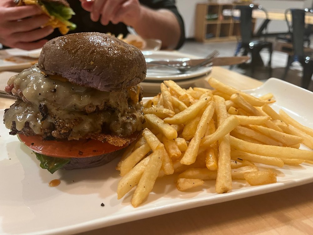 CHANTERELLES RESTAURANT & CATERING Updated October 2024 13 Photos